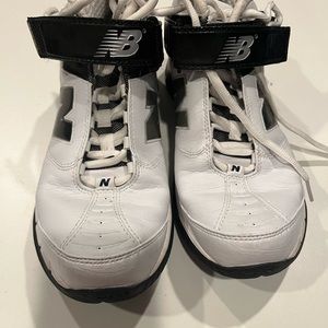 Men’s New Balance 8025 Basketball shoes size 8.5